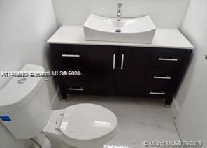 Building Photo - 3 br, 2 bath House - 7441 Wayne Ave Apt 9D