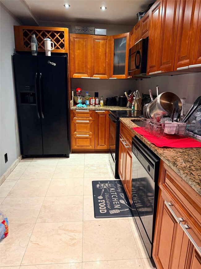 Building Photo - 505 Spencer Dr