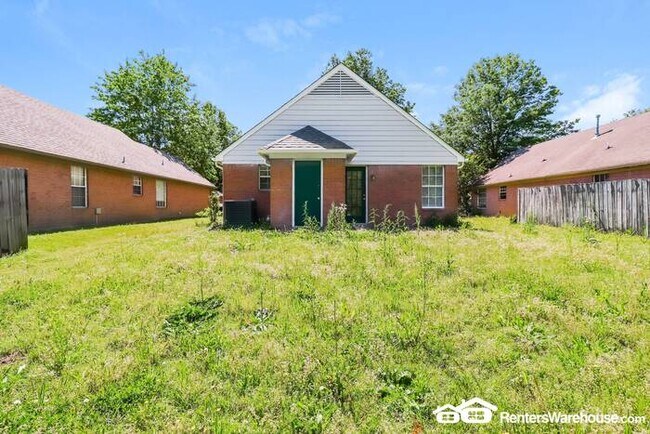 Building Photo - Newly Remodeled Southaven Home