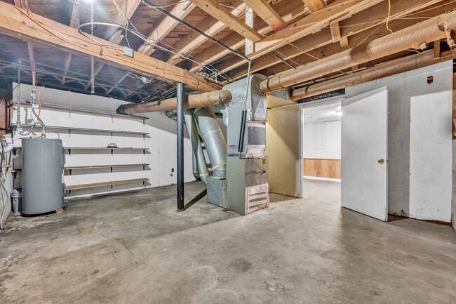 Building Photo - 4413 6th Ave