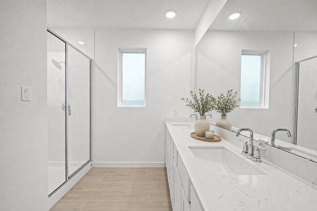 Building Photo - 27439 Sunterra Village Dr