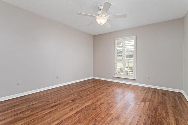 Building Photo - 660 Bancroft Dr