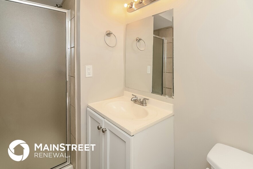 Building Photo - 7180 Buck Creek Dr