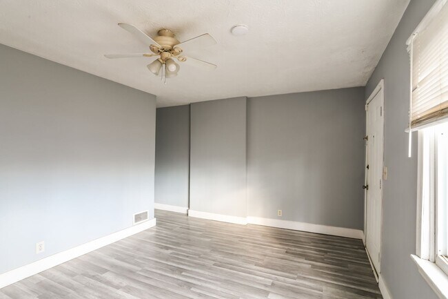 Building Photo - 2654 Avalon Pl