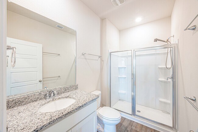 Building Photo - 32667 Revere Dr