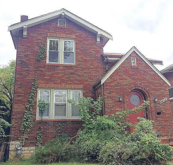 Primary Photo - 4656 Lee Ave
