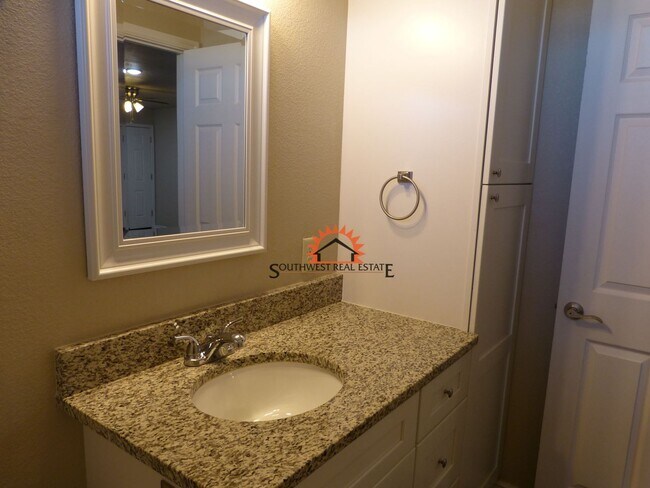 Building Photo - 1313 Mission Dr