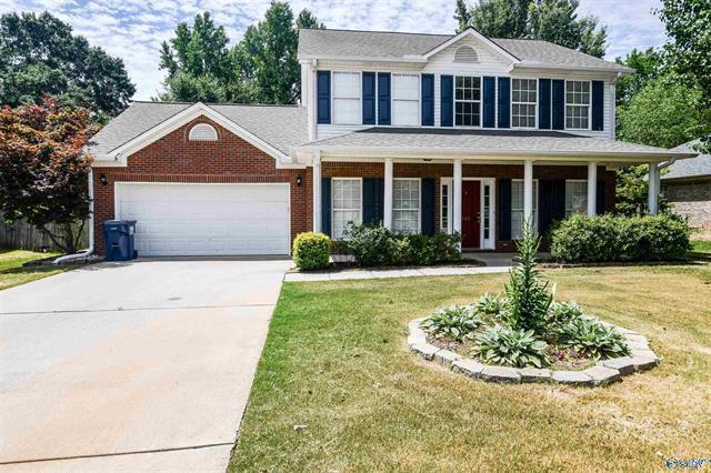 Primary Photo - 105 Knotting Pl
