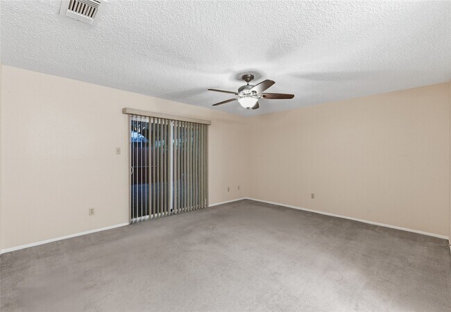 Building Photo - 8819 Kindlewood Dr