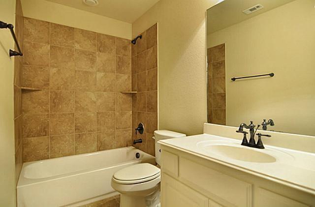 Building Photo - 7603 Bridge Water Cir