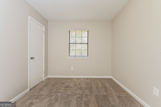 Building Photo - 2239 Cherokee Valley Cir