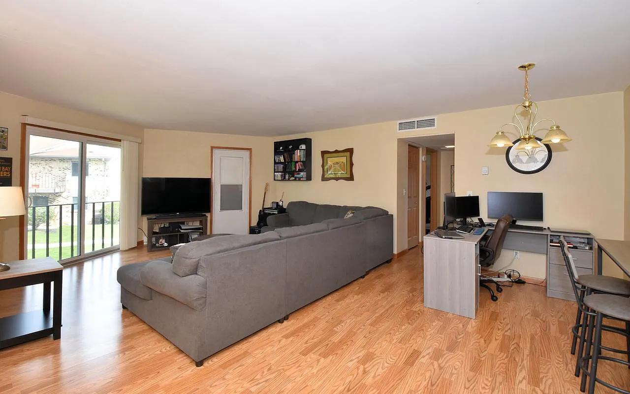 Building Photo - N114W17033 Armada Dr