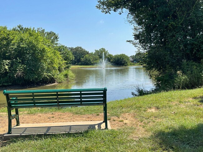 Building Photo - 1510-1512 Piedmont Drive