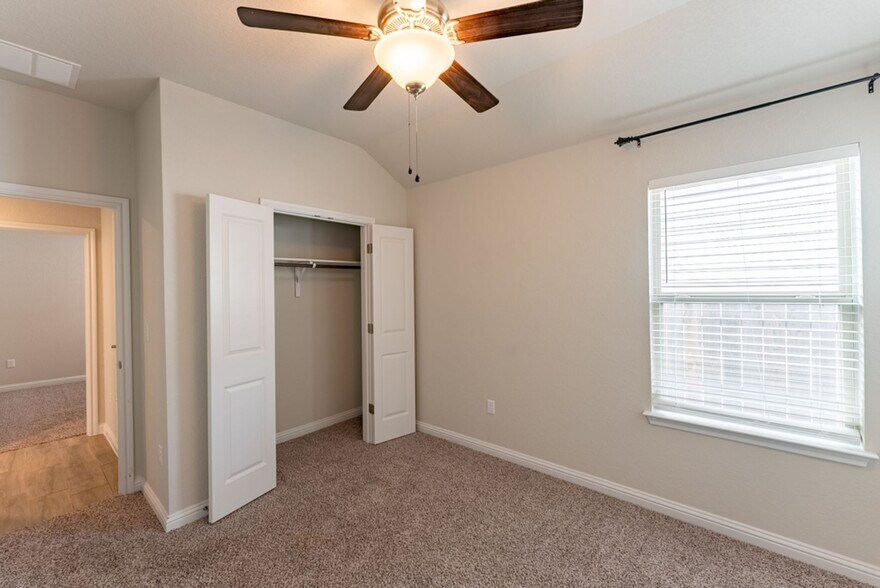 Building Photo - 8209 McKamy Dr