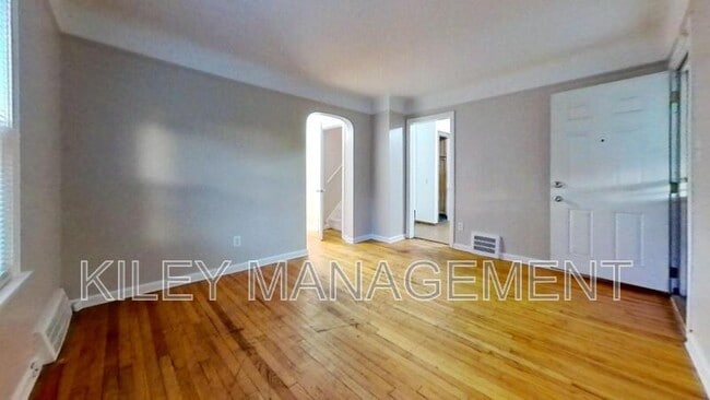 Building Photo - 6824 Faust Ave