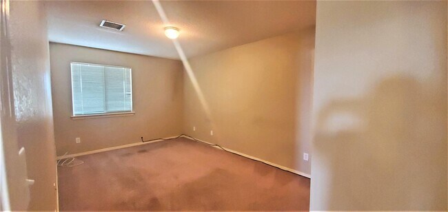 Building Photo - 3408 Blue Earth Ln