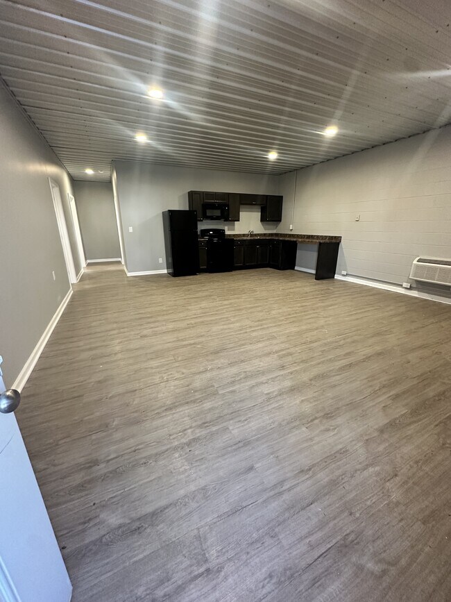 Building Photo - 115 Means Ave