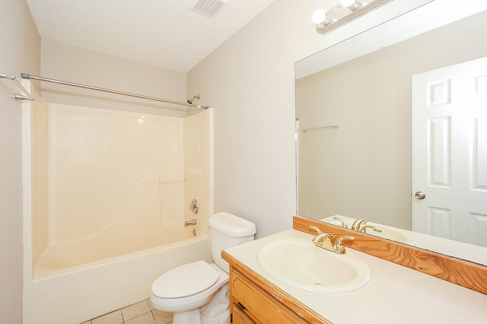 Building Photo - 165 Willow Shoals Dr