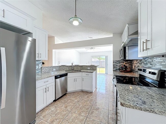 Building Photo - 3155 Atwater Dr