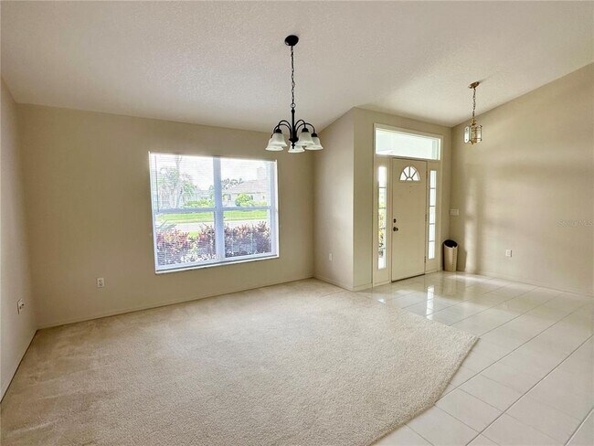 Building Photo - 5024 Southern Pine Cir