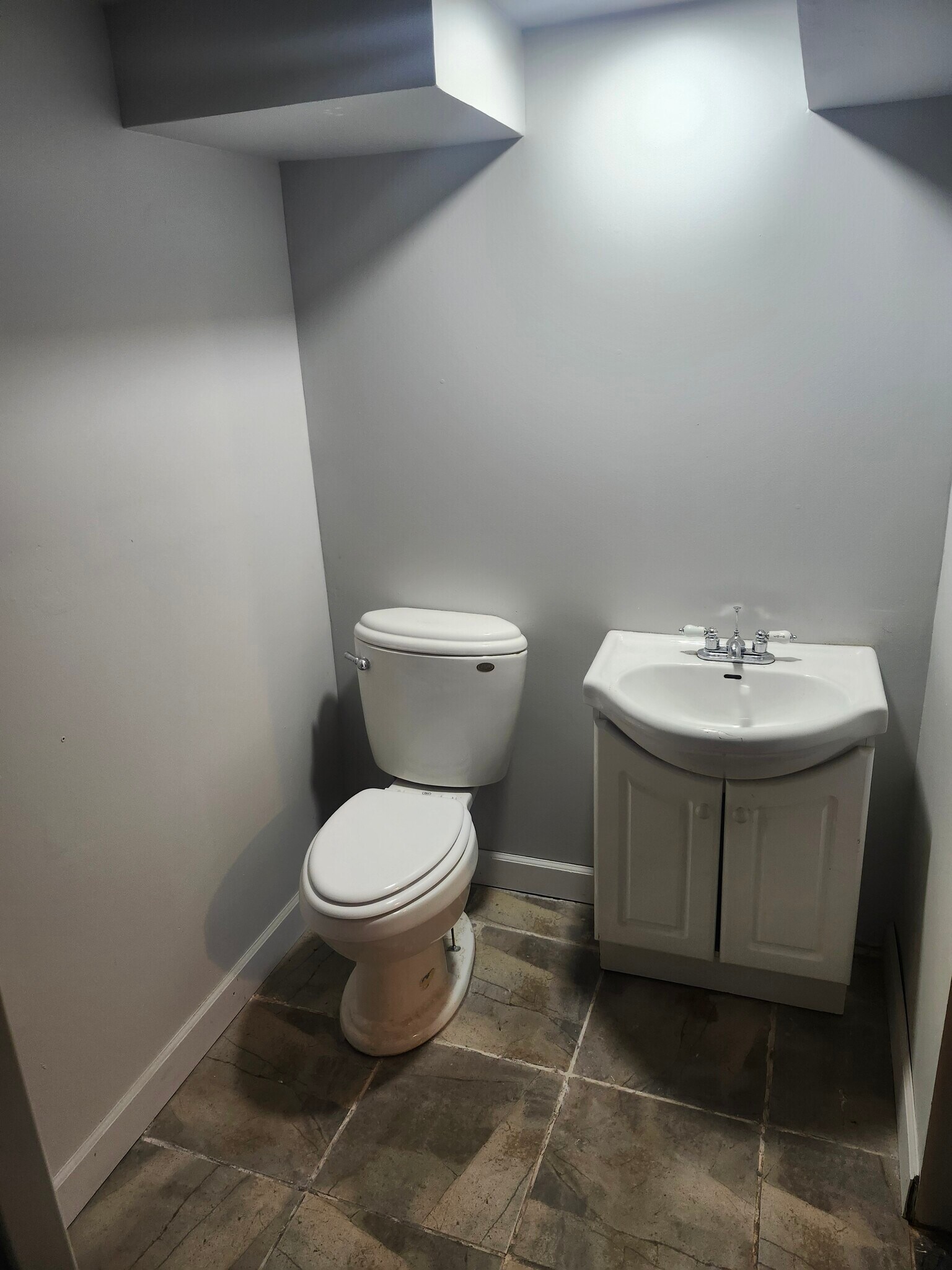 Building Photo - 11832 S Loomis St