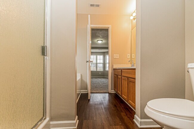 Building Photo - 1017 Early Rise St