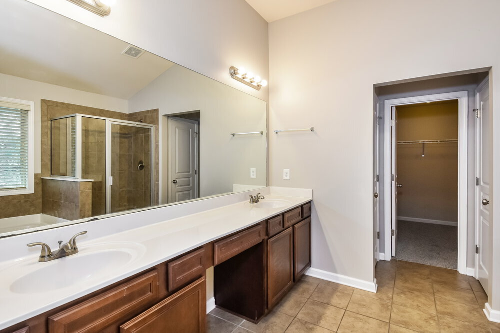Building Photo - 928 Upland Ives Dr