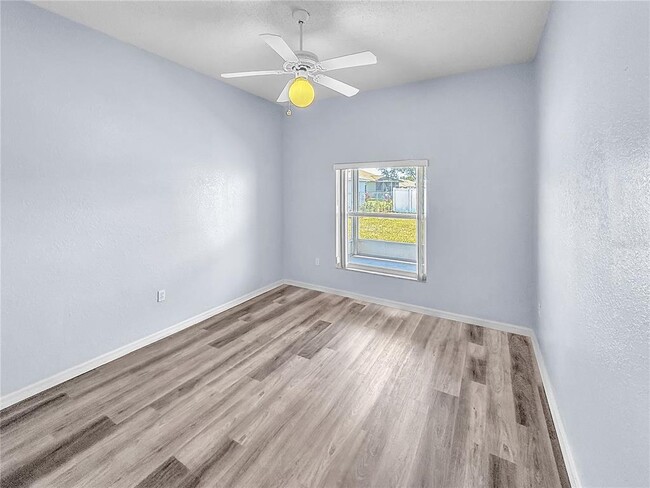 Building Photo - 7840 Ashford Dr