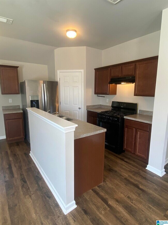 Building Photo - 9141 Cotton Field Cir