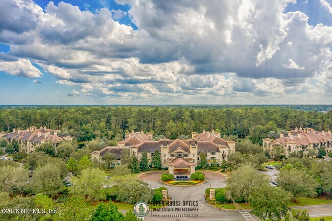 Building Photo - 955 Registry Blvd