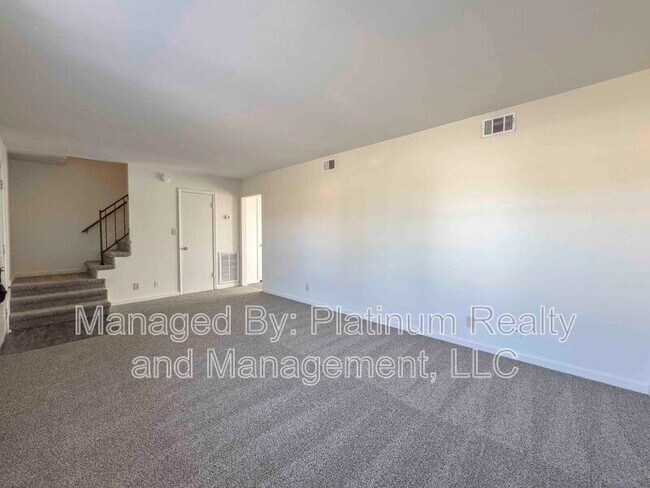 Building Photo - 1603 Minglewood Dr