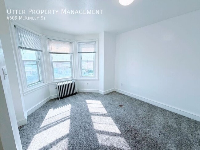 Building Photo - 4609 McKinley St