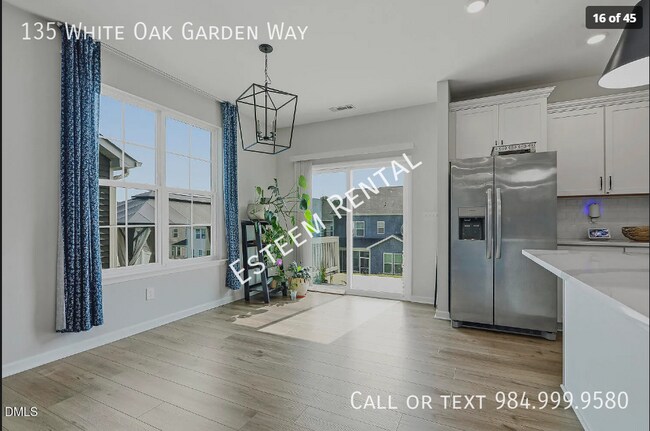 Building Photo - 135 White Oak Gdn Wy