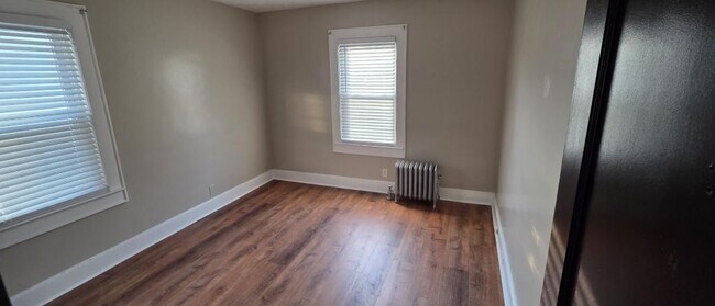 Building Photo - 61 N 22nd St