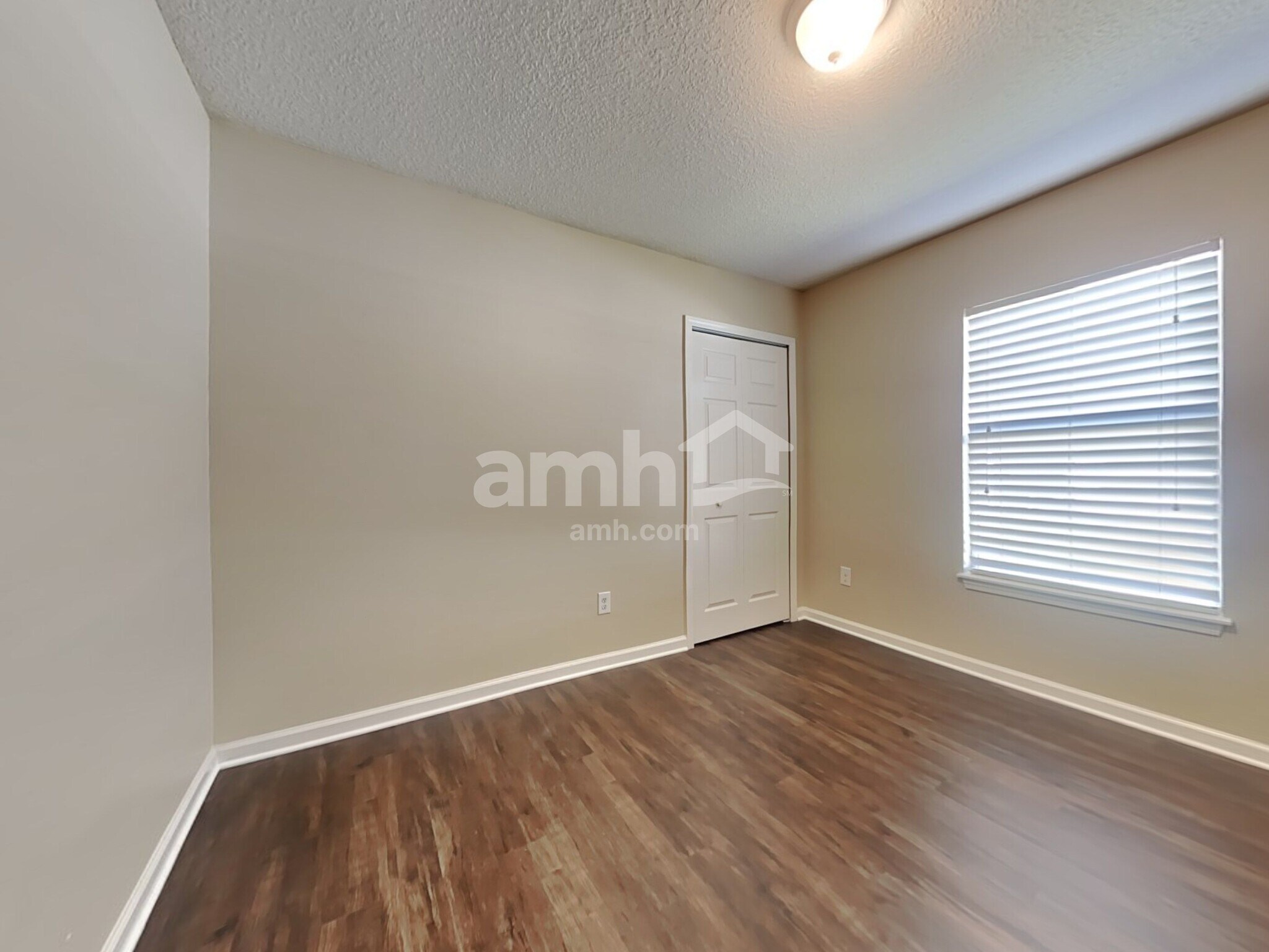 Building Photo - 6126 Sage Willow Way