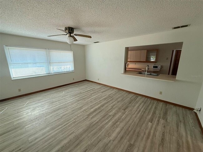 Building Photo - 2586 Logsdon St