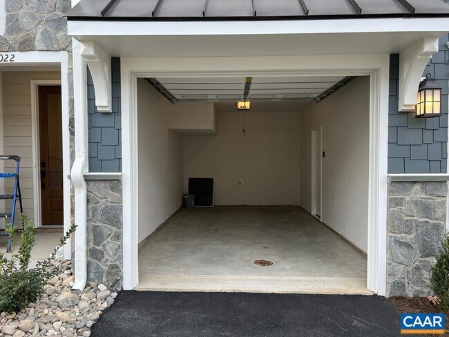 Building Photo - 2006 Calico Ct