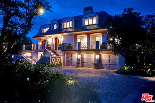 Building Photo - 980 Stradella Rd