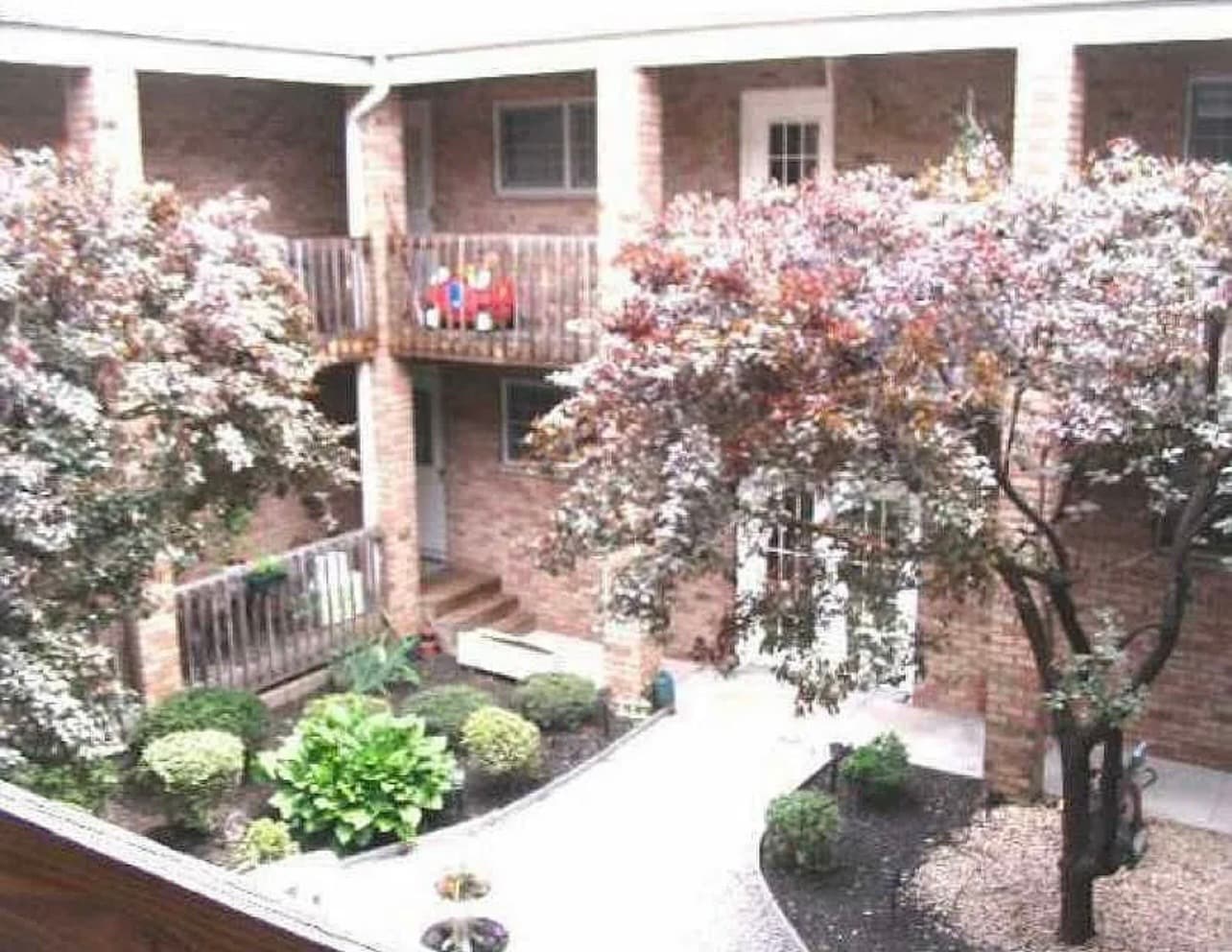 Building Photo - 178 Stephens St