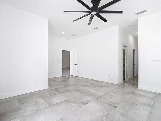 Building Photo - 159 Antilla Dr