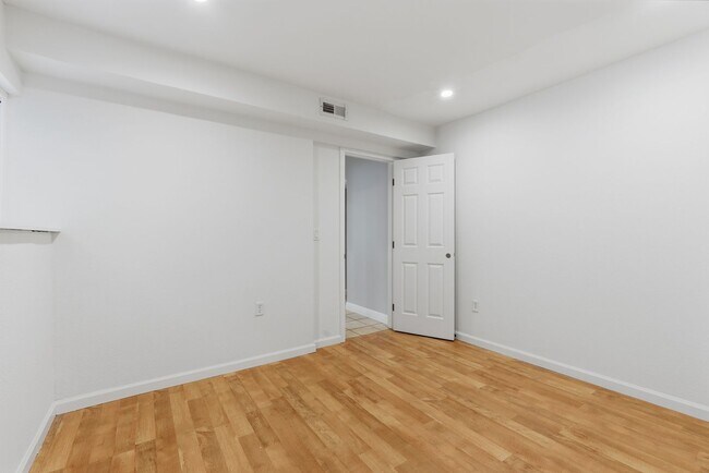 Building Photo - Exceptional Home in the Back of the Valley, Pacifica