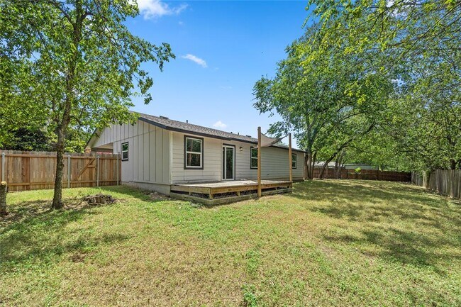 Building Photo - 6222 Wagon Bend