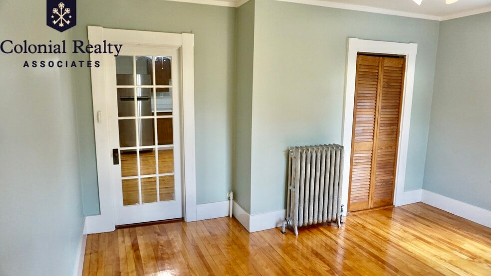 Building Photo - 153 Palfrey St