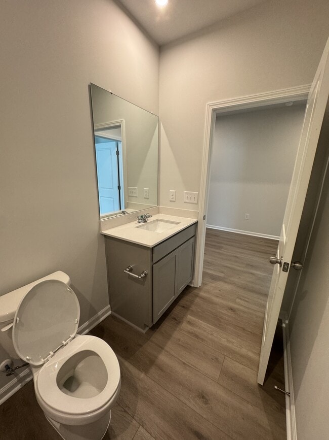 Building Photo - 3067 Visionary Dr