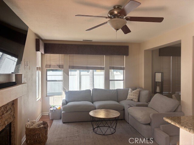 Building Photo - 102 Mira Mesa