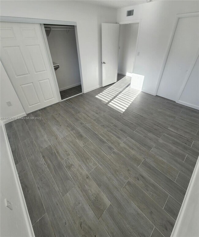 Building Photo - 10900 SW 196th St