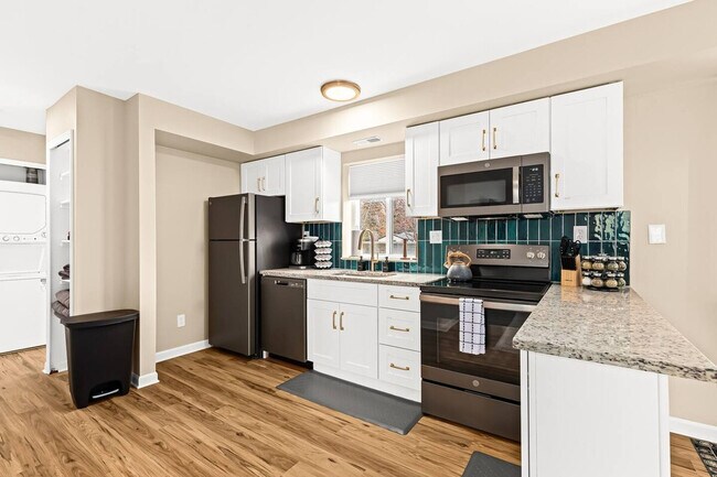 Building Photo - 27882 Gratiot Ave