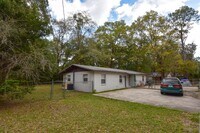 Building Photo - Very nice 2 bedroom 1 bath duplex!