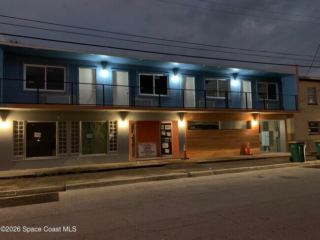 Building Photo - 2421 Stone St
