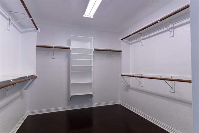 Building Photo - 830 Brittany Way